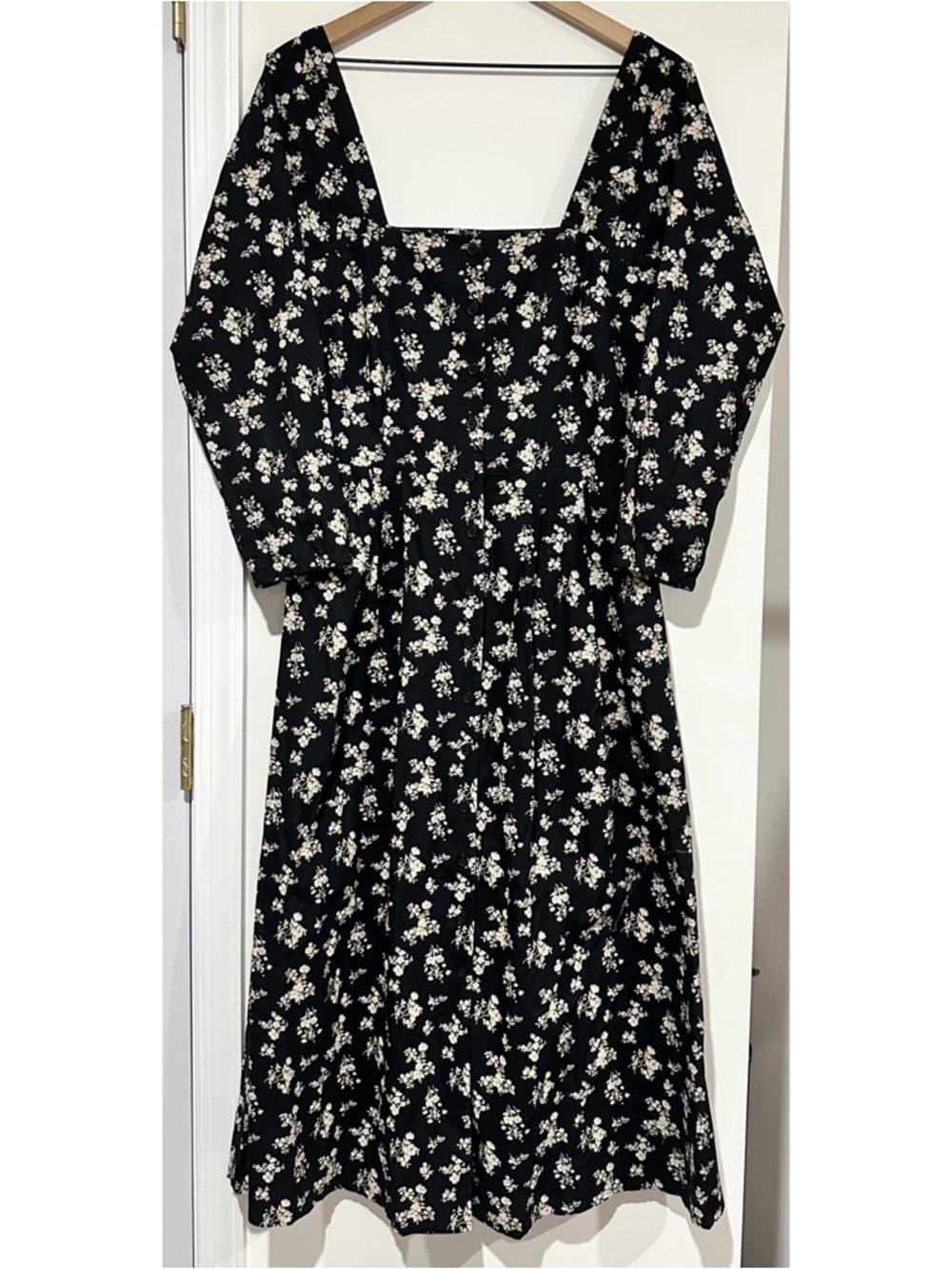 VETTA Square Neck Midi Dress Floral - Picture 3 of 11